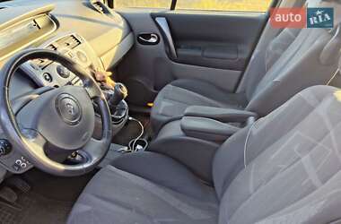Минивэн Renault Scenic 2005 в 