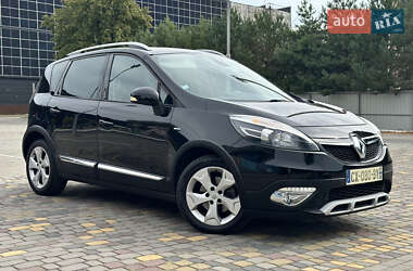 Минивэн Renault Scenic 2013 в 