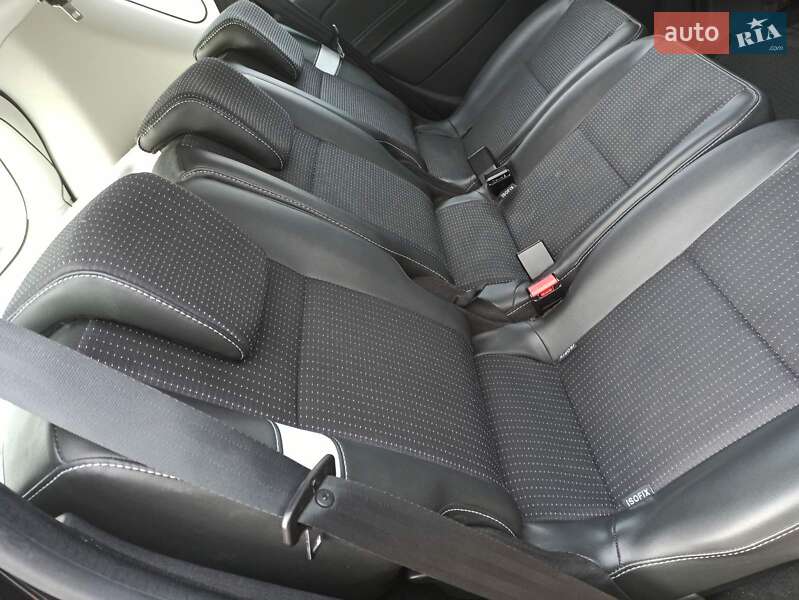 Минивэн Renault Scenic 2012 в Ровно фото 35 Минивэн Renault Scenic 2012 в Ровно