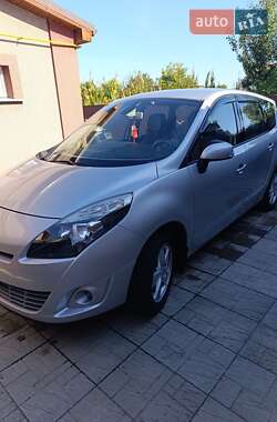 Renault Scenic 2009