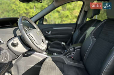 Минивэн Renault Scenic 2014 в 