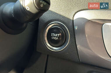 Минивэн Renault Scenic 2014 в 