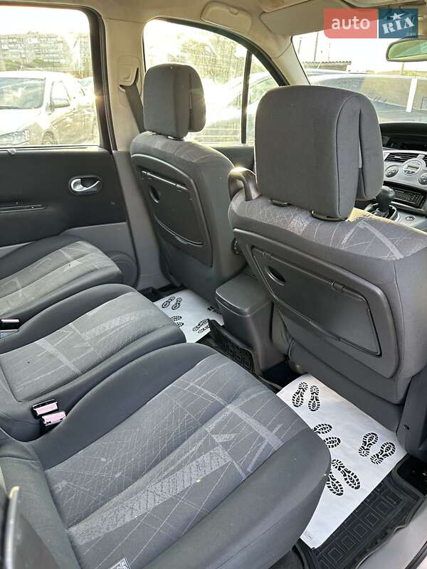 Мінівен Renault Scenic 2005 в Смілі