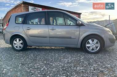 Минивэн Renault Scenic 2005 в 