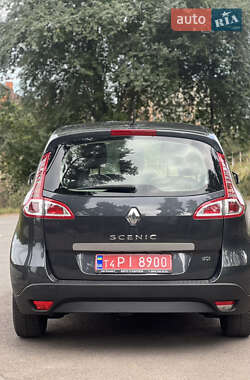 Минивэн Renault Scenic 2011 в 