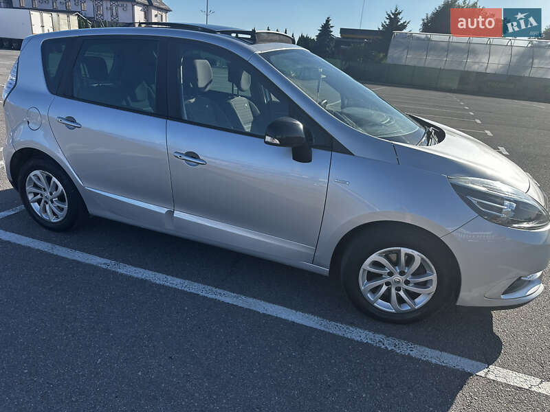 Минивэн Renault Scenic 2015 в Львове