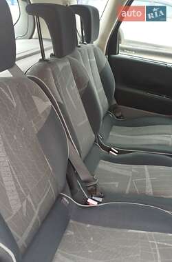 Минивэн Renault Scenic 2003 в 