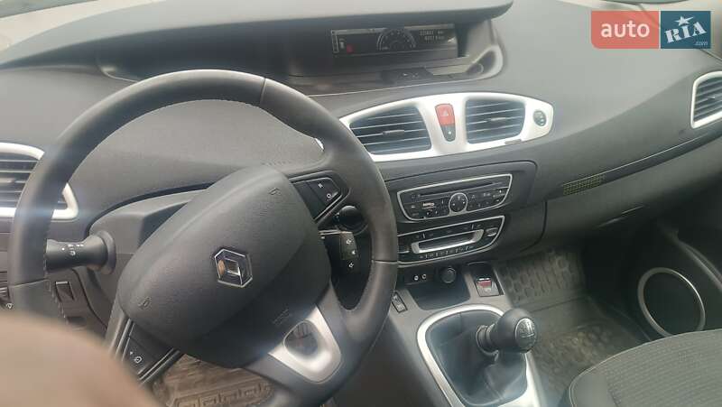 Минивэн Renault Scenic 2009 в Львове