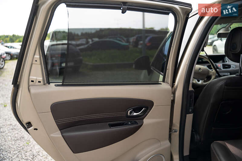 Минивэн Renault Scenic 2011 в Львове