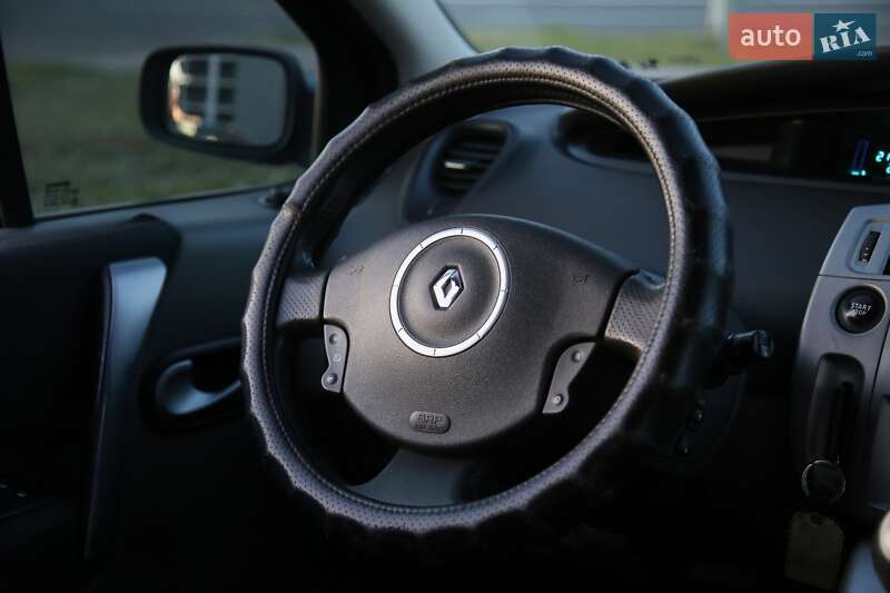 Минивэн Renault Scenic 2009 в Харькове