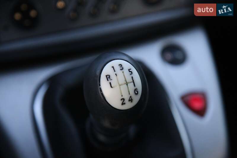 Минивэн Renault Scenic 2009 в Харькове