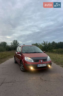 Минивэн Renault Scenic 2005 в 