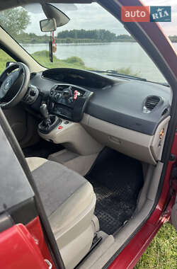 Минивэн Renault Scenic 2005 в 