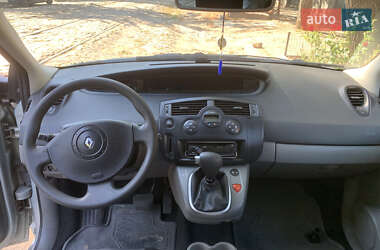 Минивэн Renault Scenic 2006 в 
