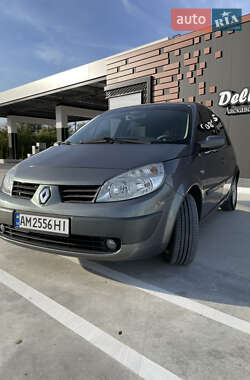 Мінівен Renault Scenic 2005 в Звягелі