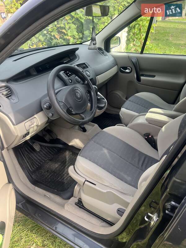 Минивэн Renault Scenic 2005 в Чернигове