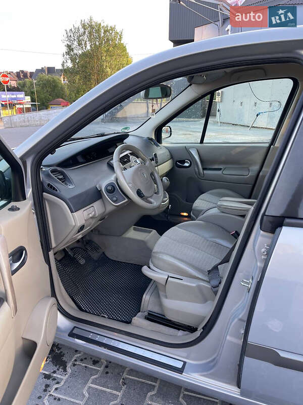 Минивэн Renault Scenic 2005 в Тернополе