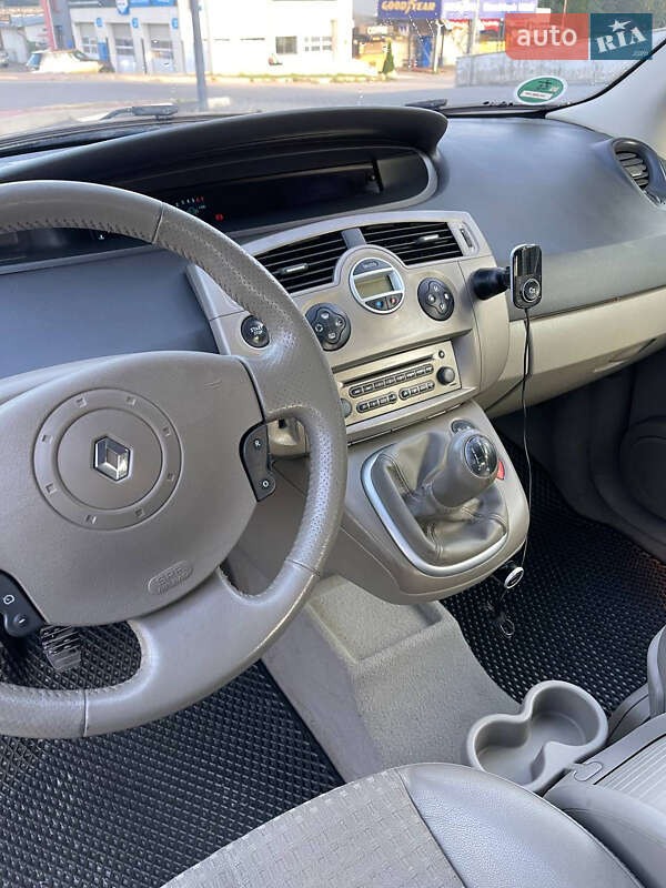 Минивэн Renault Scenic 2005 в Тернополе