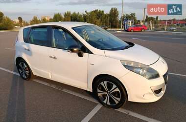 Renault Scenic 2011