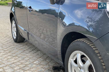 Минивэн Renault Scenic 2010 в 