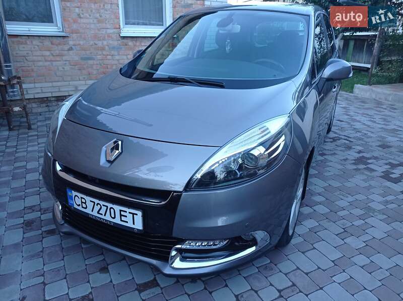Renault Scenic 2012