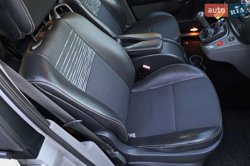 Минивэн Renault Scenic 2005 в Кременчуге фото 17 Минивэн Renault Scenic 2005 в Кременчуге