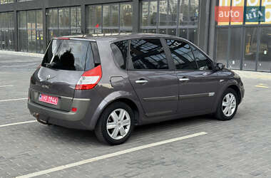 Минивэн Renault Scenic 2006 в 