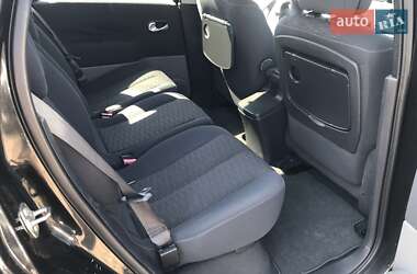Минивэн Renault Scenic 2006 в 