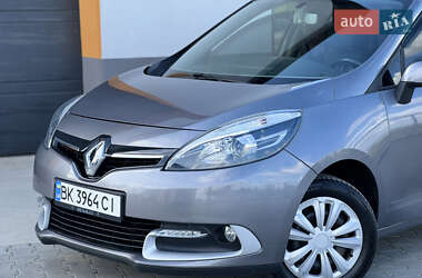 Минивэн Renault Scenic 2013 в 