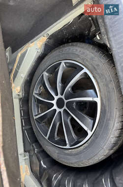 Минивэн Renault Scenic 2013 в 