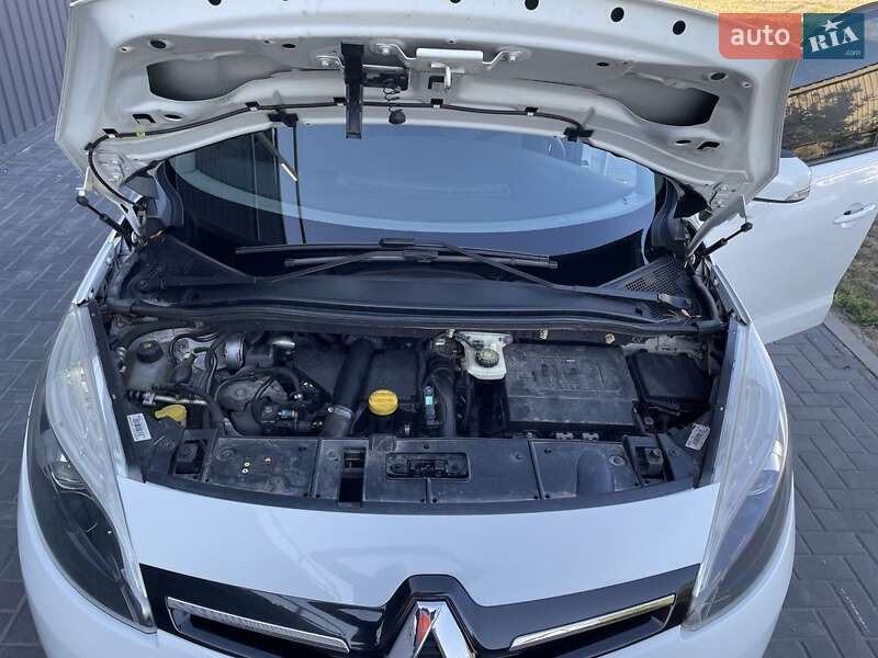Минивэн Renault Scenic 2013 в Кропивницком