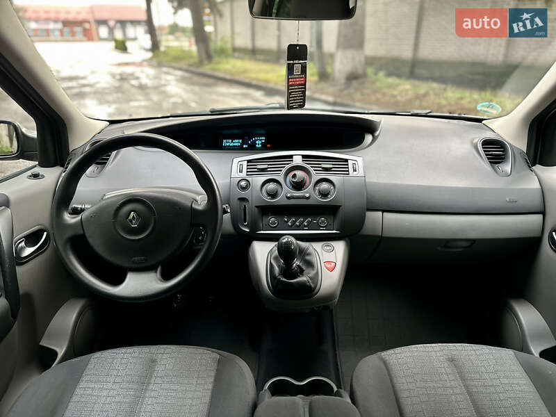 Минивэн Renault Scenic 2007 в Виннице