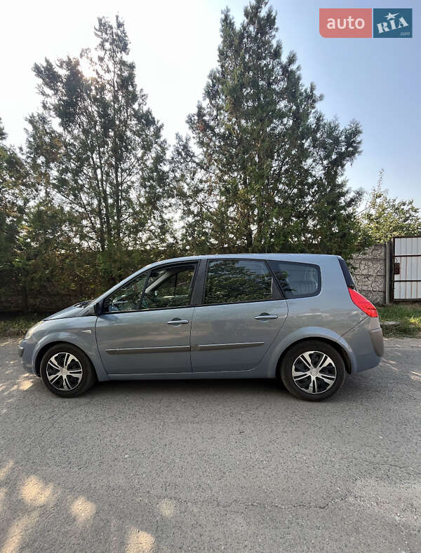Минивэн Renault Scenic 2006 в Славянске