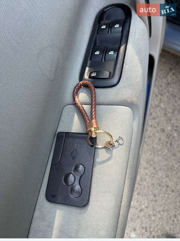 Минивэн Renault Scenic 2006 в Славянске