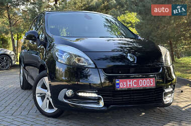 Минивэн Renault Scenic 2013 в 