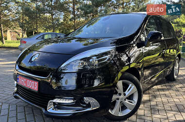 Минивэн Renault Scenic 2013 в 