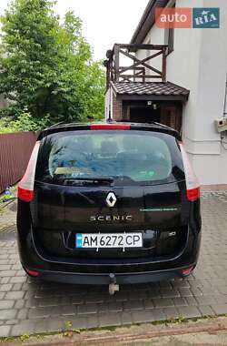 Мінівен Renault Scenic 2012 в 