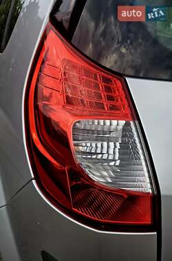 Минивэн Renault Scenic 2007 в 