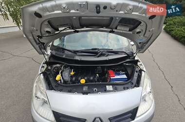 Минивэн Renault Scenic 2007 в 