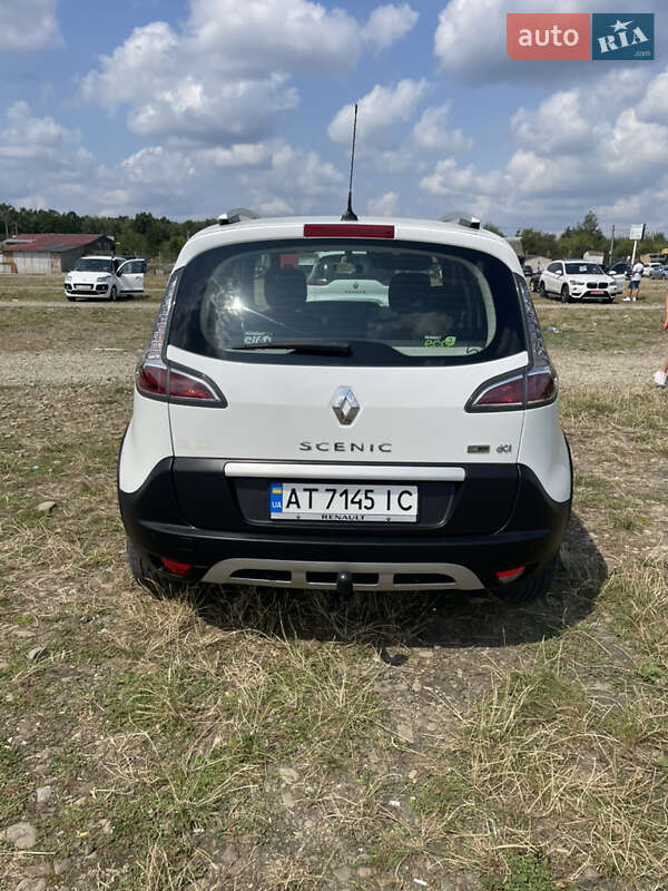 Минивэн Renault Scenic 2013 в Калуше