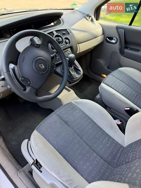 Мінівен Renault Scenic 2005 в Львові