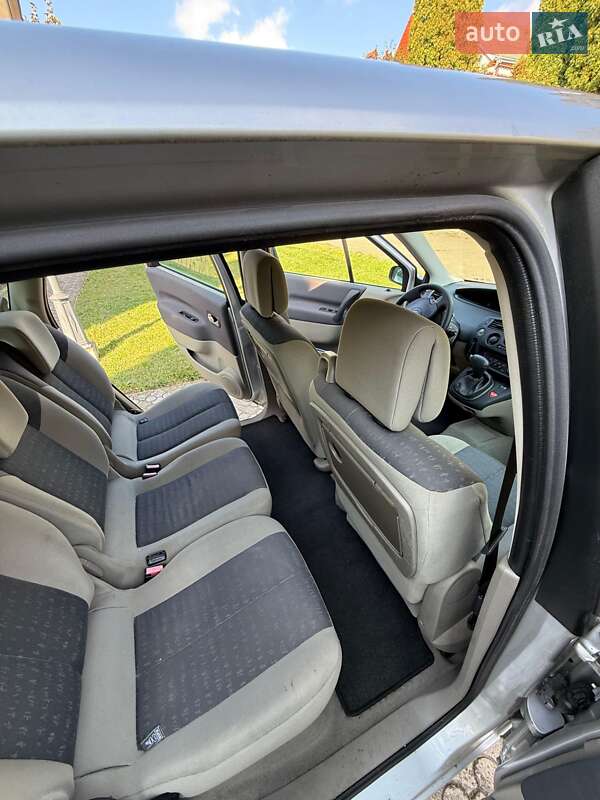 Мінівен Renault Scenic 2005 в Львові