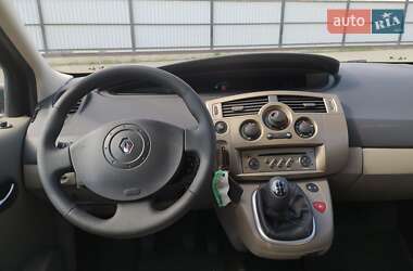 Минивэн Renault Scenic 2006 в 