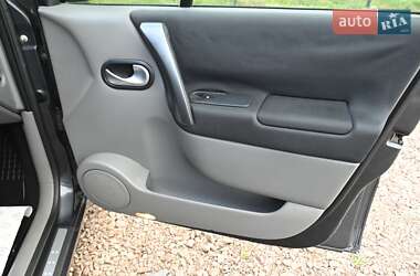 Минивэн Renault Scenic 2006 в 
