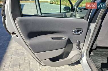 Минивэн Renault Scenic 2007 в 