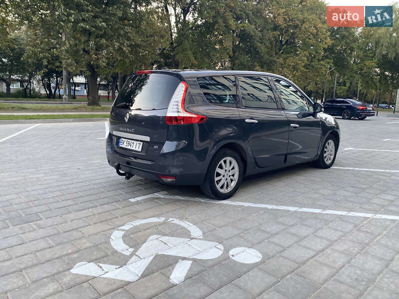 Минивэн Renault Scenic 2011 в Ровно