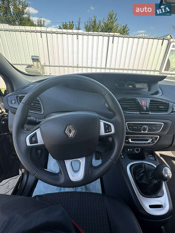 Минивэн Renault Scenic 2011 в Луцке