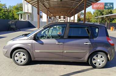 Минивэн Renault Scenic 2004 в 