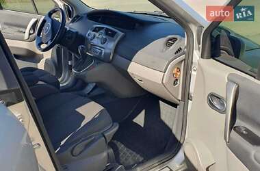 Минивэн Renault Scenic 2006 в 