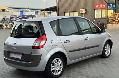 Минивэн Renault Scenic 2005 в 